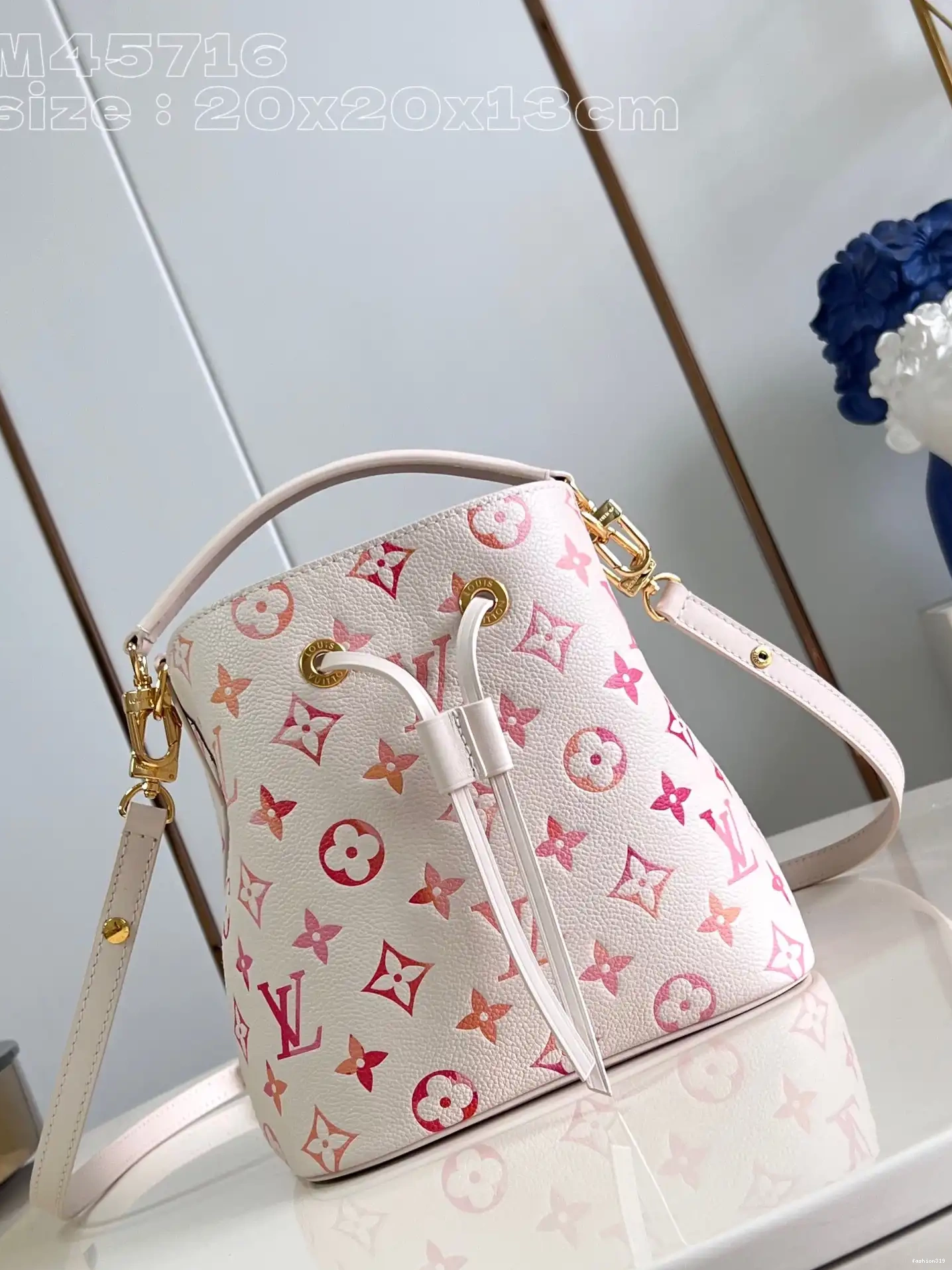 NÉONOÉ LOUIS VUITTON BB-20*20*13cm 0429